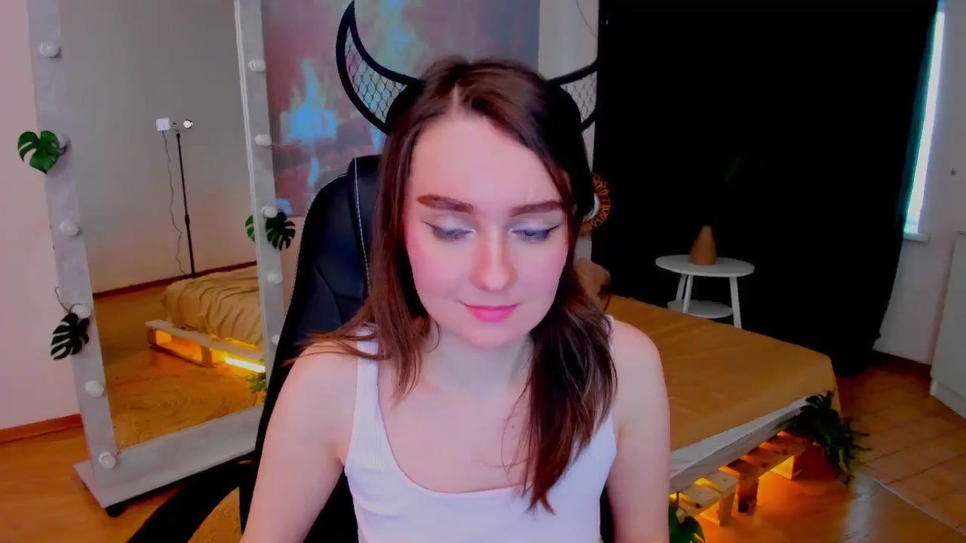 Gallery image thumbnail from Milim_Nava's myfreecams stream on, 12/12/2023, 09:40 image 14 of 20