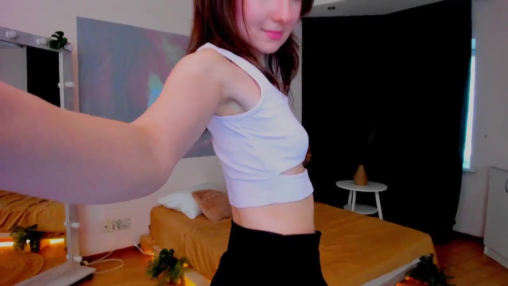 Gallery image thumbnail from Milim_Nava's myfreecams stream on, 12/12/2023, 09:40 image 9 of 20