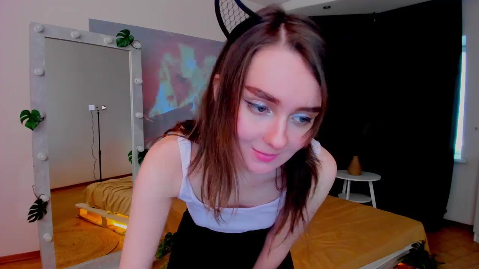 Gallery image thumbnail from Milim_Nava's myfreecams stream on, 12/12/2023, 09:40 image 13 of 20