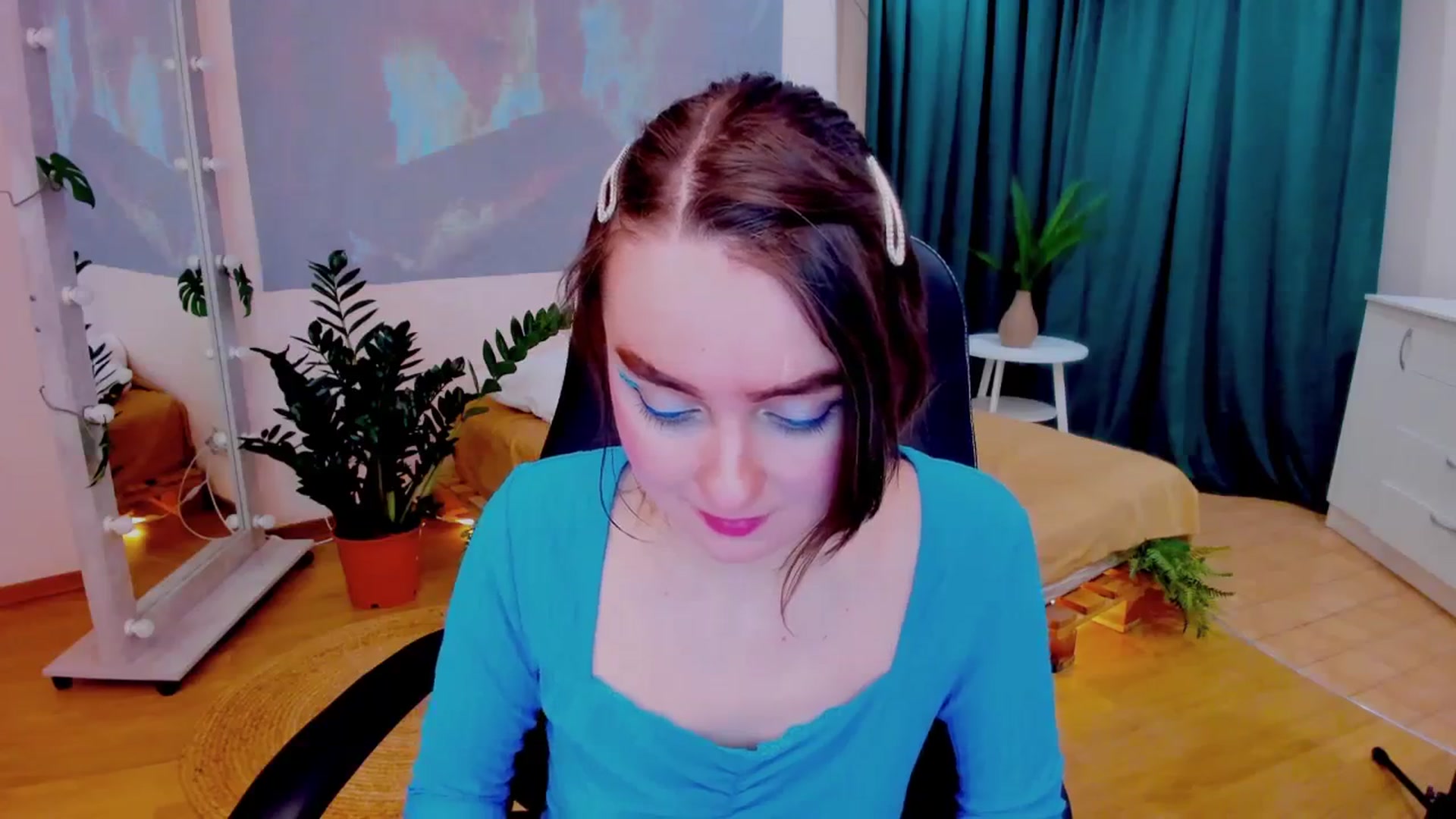 Gallery image thumbnail from Milim_Nava's myfreecams stream on, 12/13/2023, 12:09 image 13 of 20