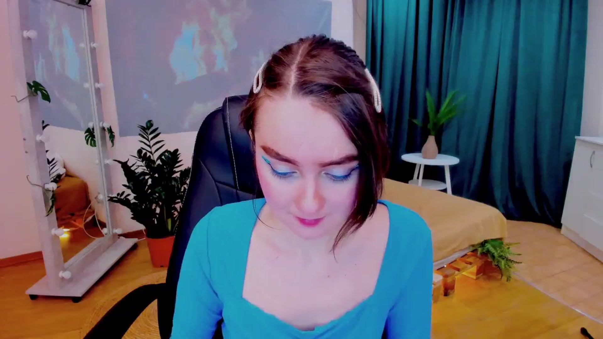 Gallery image thumbnail from Milim_Nava's myfreecams stream on, 12/13/2023, 12:09 image 2 of 20