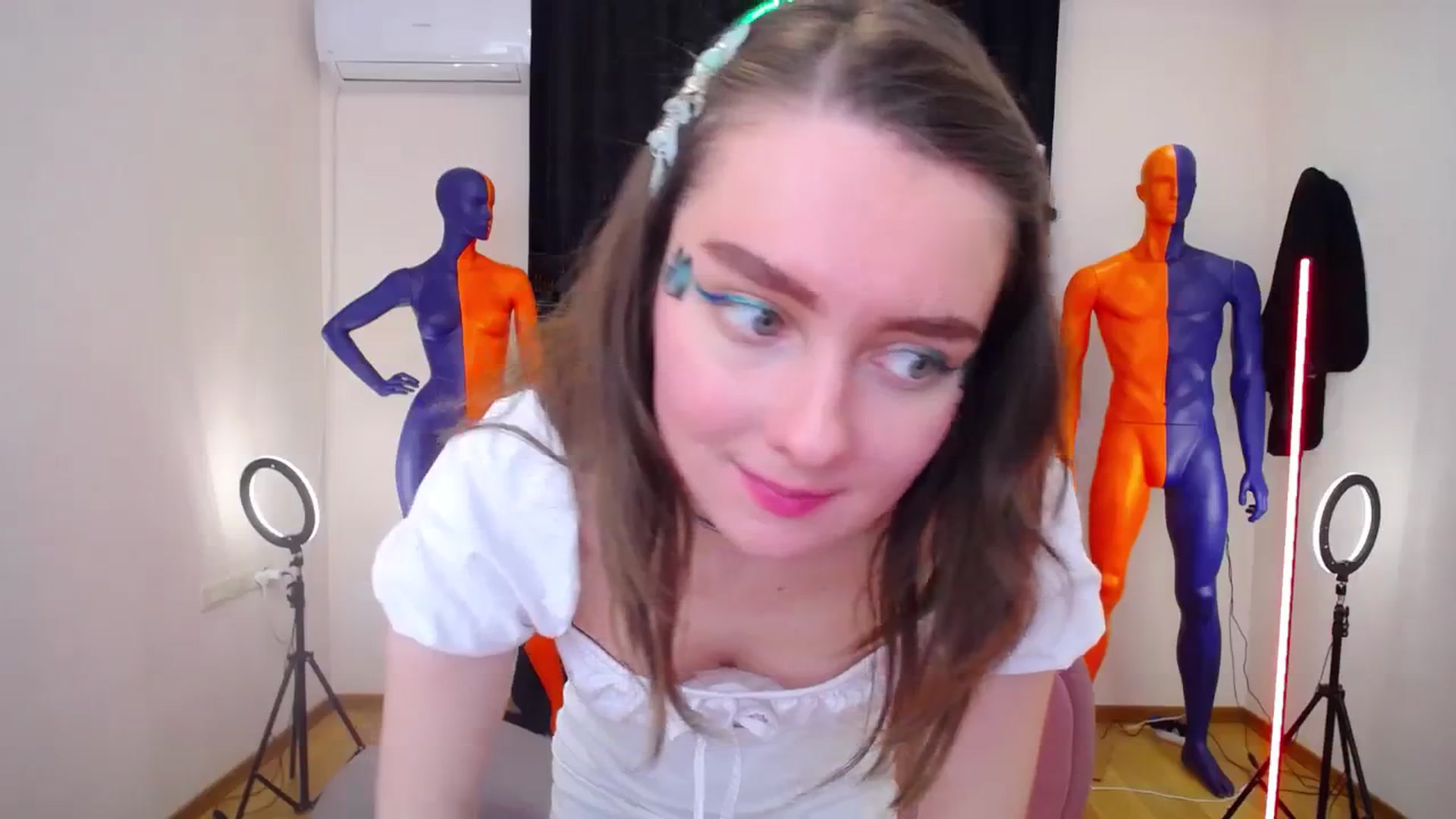 Gallery image thumbnail from Milim_Nava's myfreecams stream on, 12/17/2023, 16:04 image 18 of 20