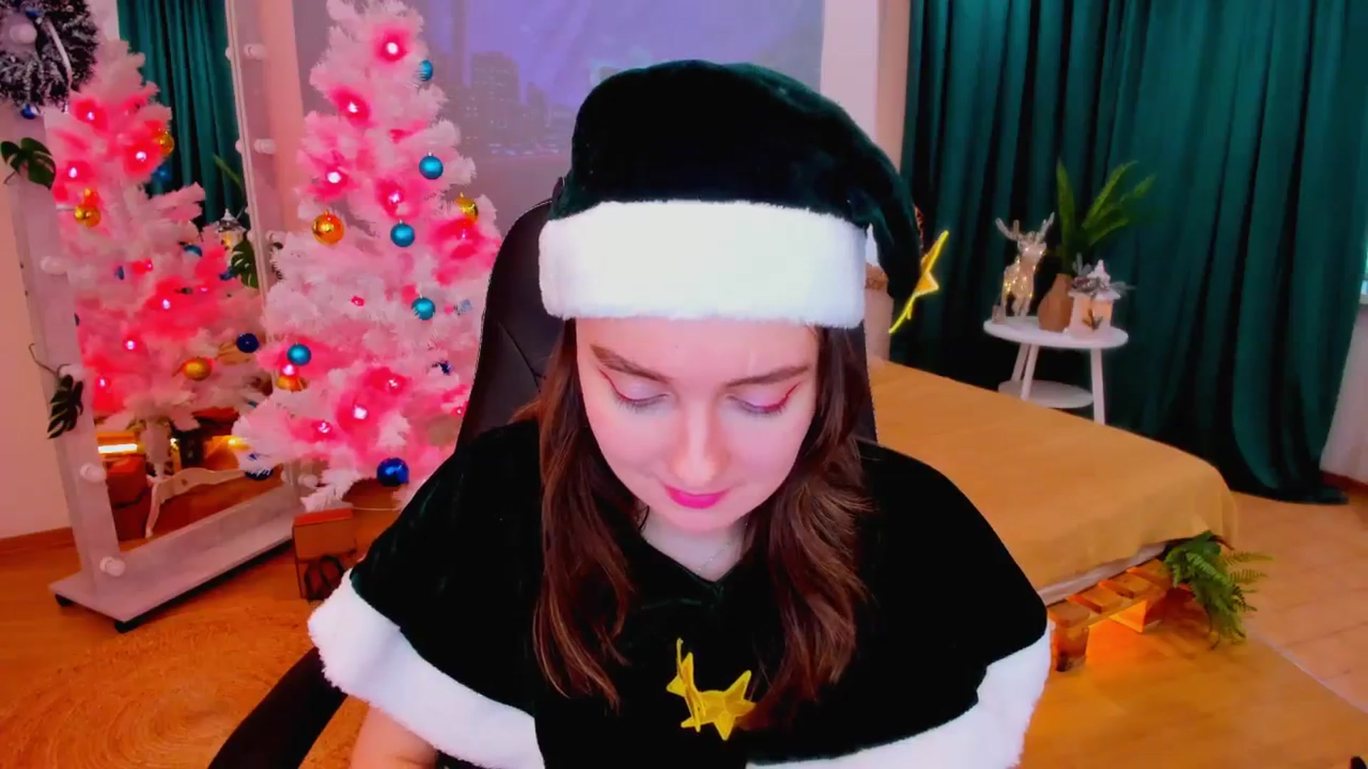 Gallery image thumbnail from Milim_Nava's myfreecams stream on, 12/18/2023, 07:53 image 17 of 20