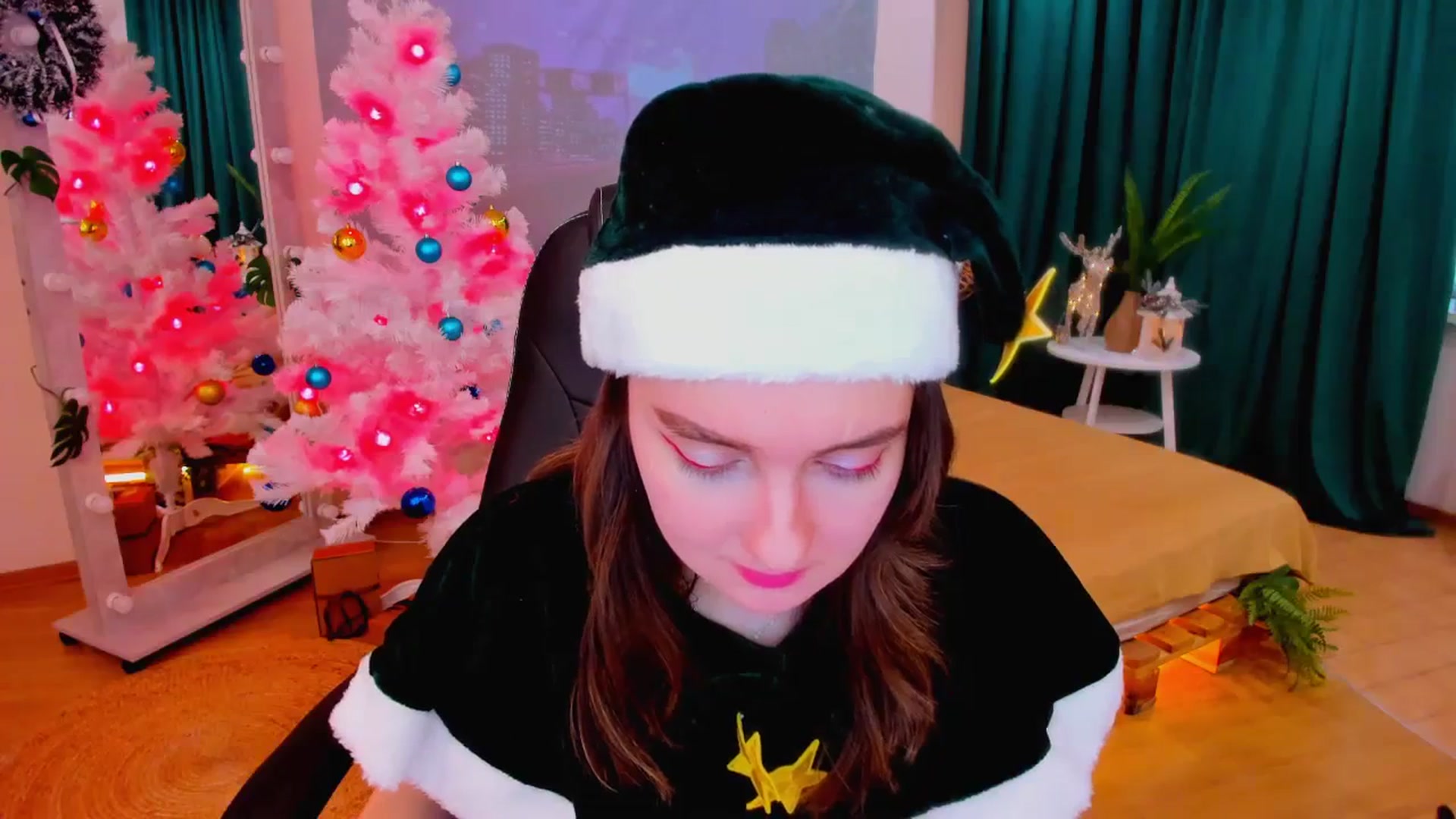 Gallery image thumbnail from Milim_Nava's myfreecams stream on, 12/18/2023, 07:53 image 19 of 20