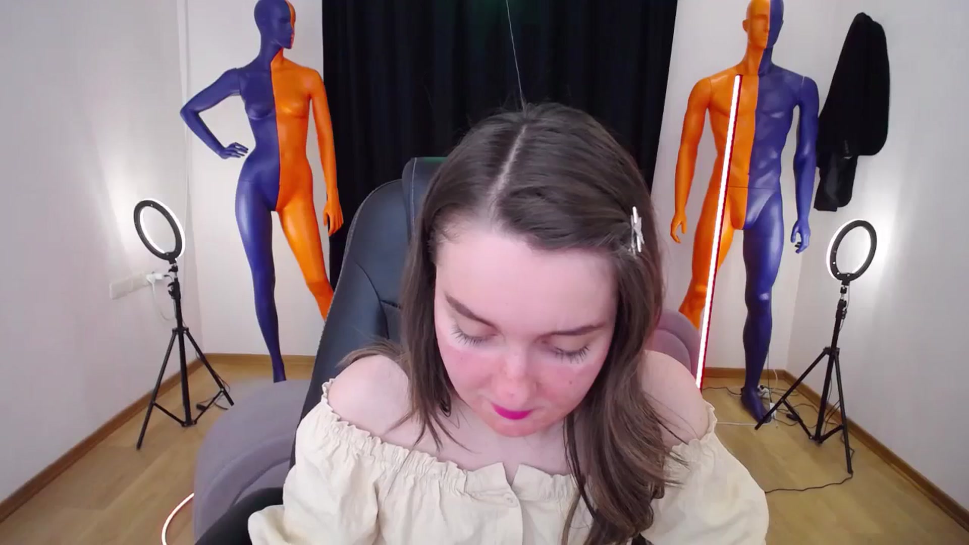 Gallery image thumbnail from Milim_Nava's myfreecams stream on, 12/20/2023, 08:58 image 5 of 20