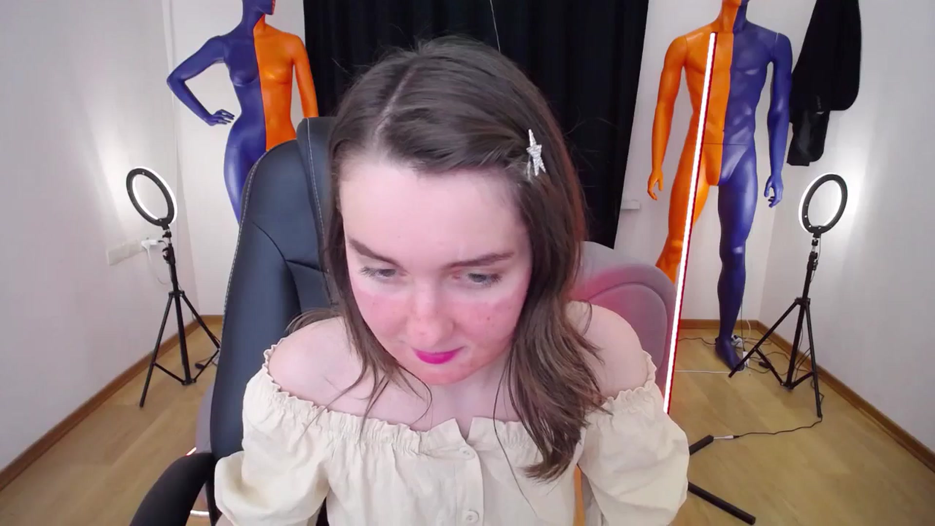 Gallery image thumbnail from Milim_Nava's myfreecams stream on, 12/20/2023, 08:58 image 18 of 20