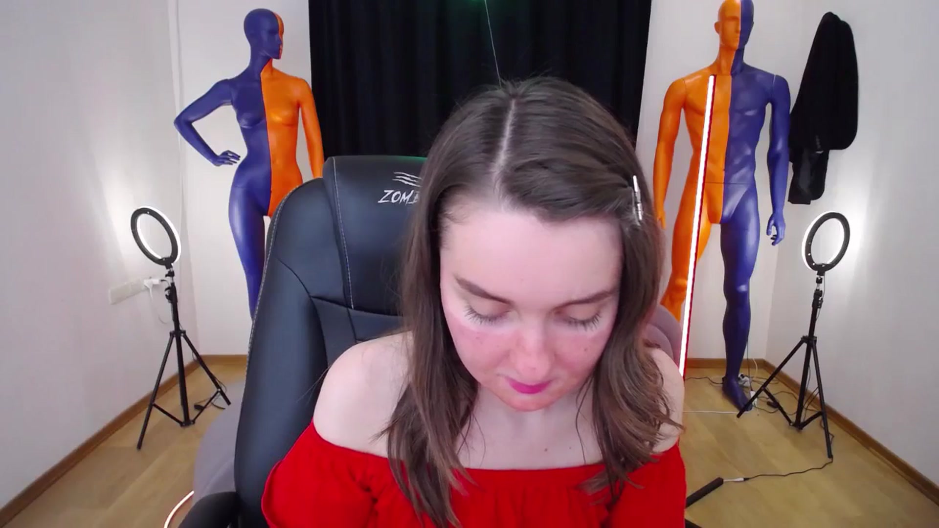 Gallery image thumbnail from Milim_Nava's myfreecams stream on, 12/20/2023, 09:54 image 15 of 20