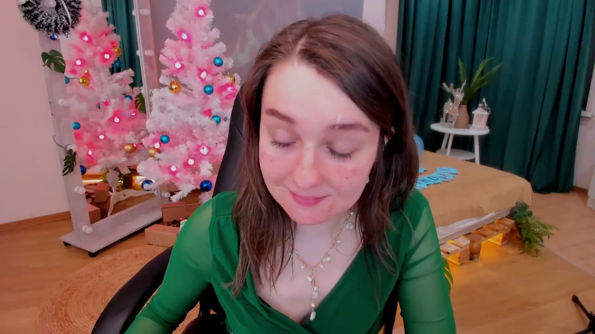 Gallery image thumbnail from Milim_Nava's myfreecams stream on, 12/21/2023, 16:29 image 15 of 20