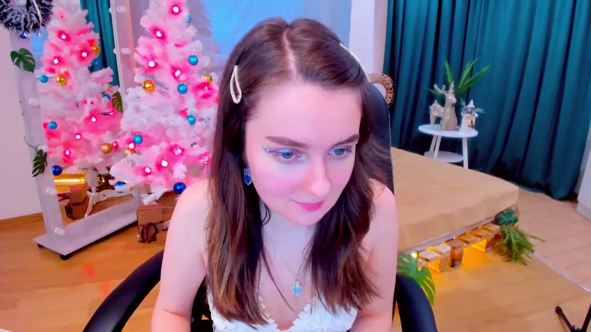 Gallery image thumbnail from Milim_Nava's myfreecams stream on, 12/25/2023, 07:23 image 8 of 20
