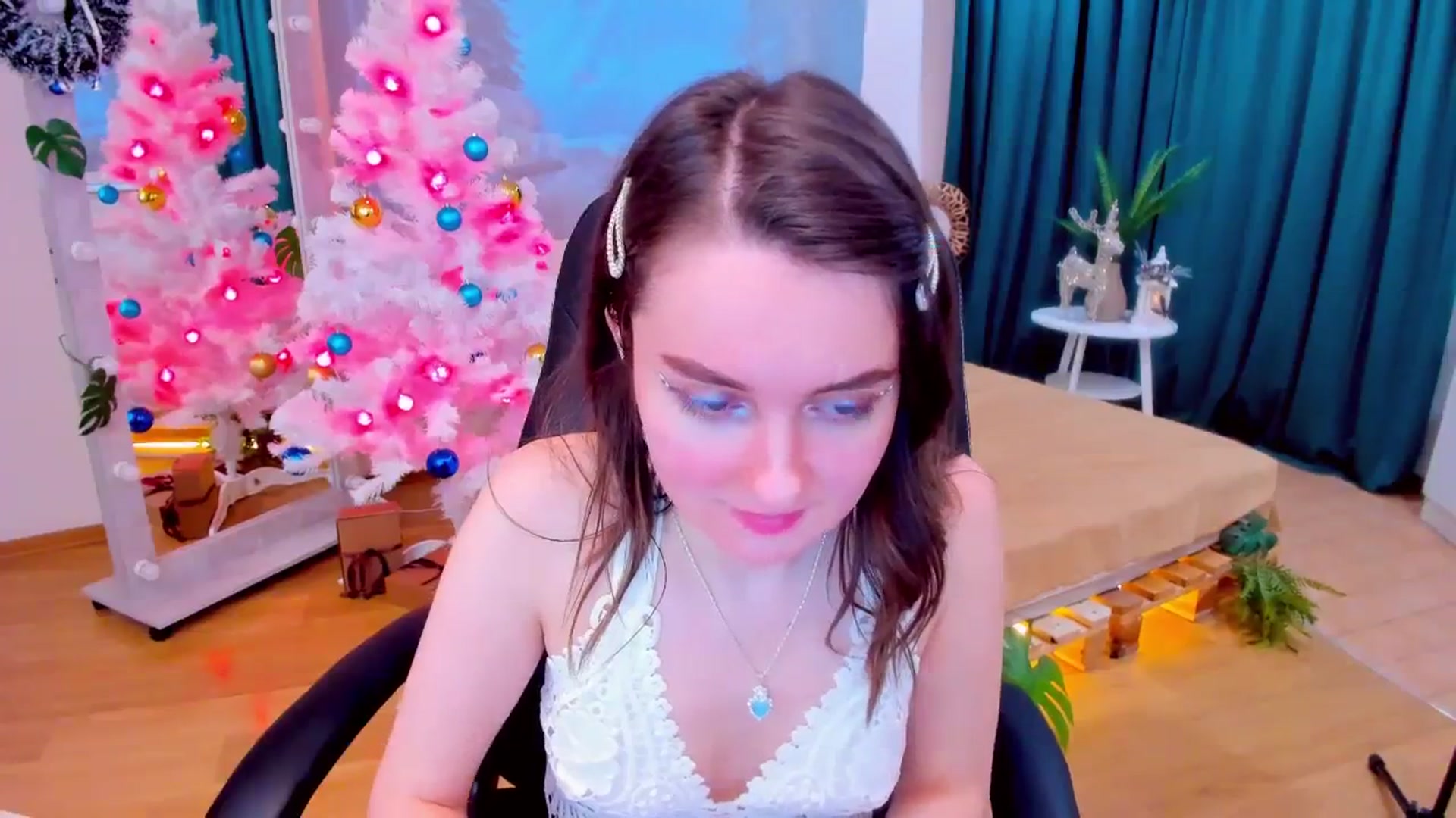 Gallery image thumbnail from Milim_Nava's myfreecams stream on, 12/25/2023, 07:23 image 5 of 20