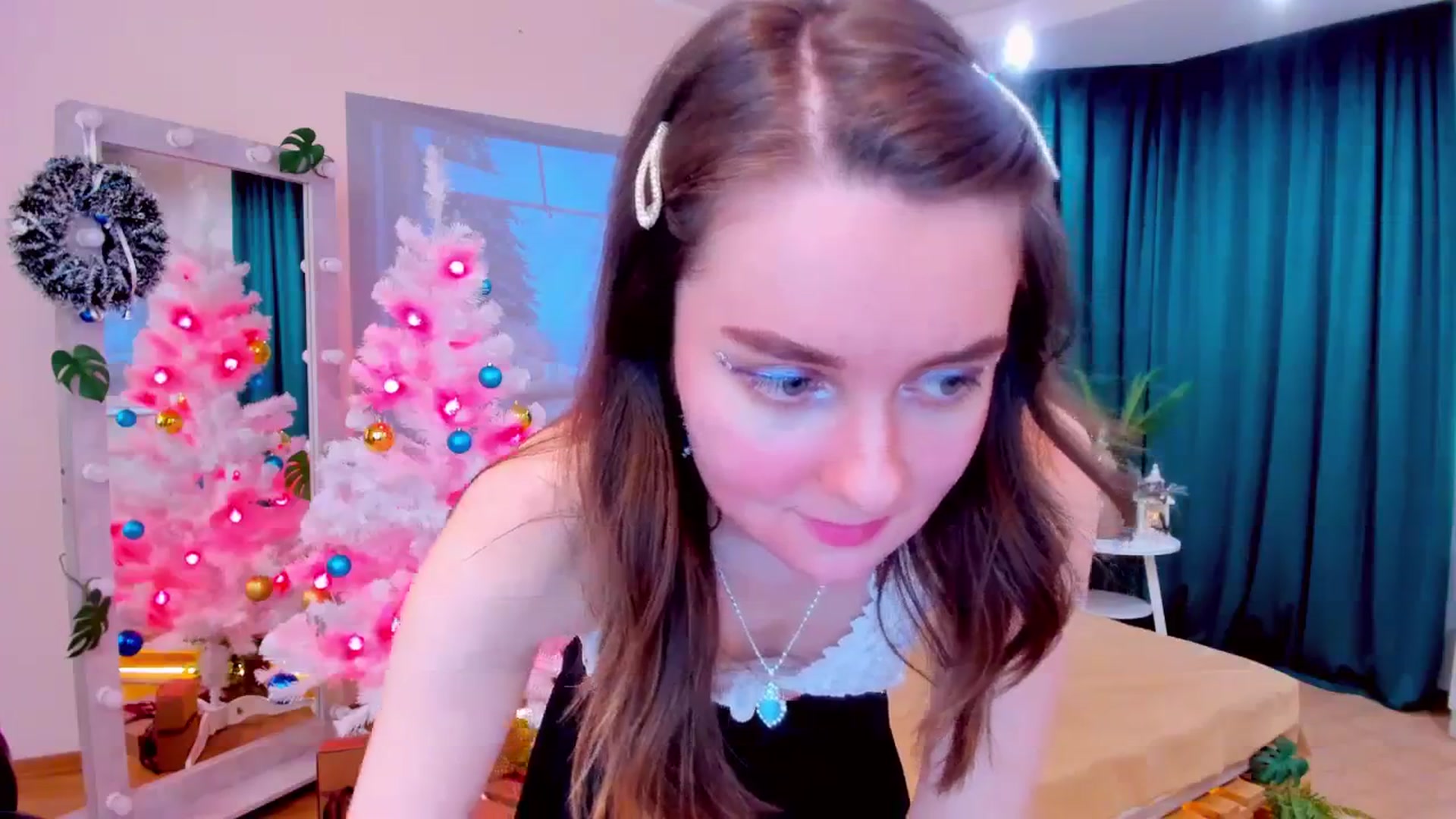 Gallery image thumbnail from Milim_Nava's myfreecams stream on, 12/25/2023, 07:23 image 18 of 20