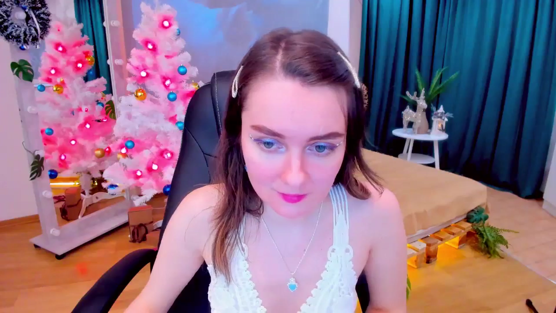 Gallery image thumbnail from Milim_Nava's myfreecams stream on, 12/25/2023, 09:09 image 5 of 20