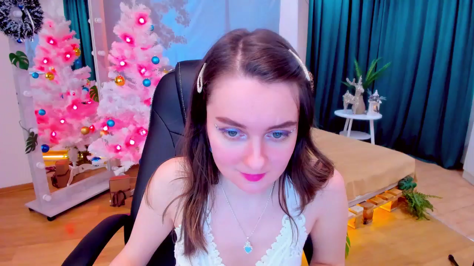 Gallery image thumbnail from Milim_Nava's myfreecams stream on, 12/25/2023, 09:09 image 10 of 20