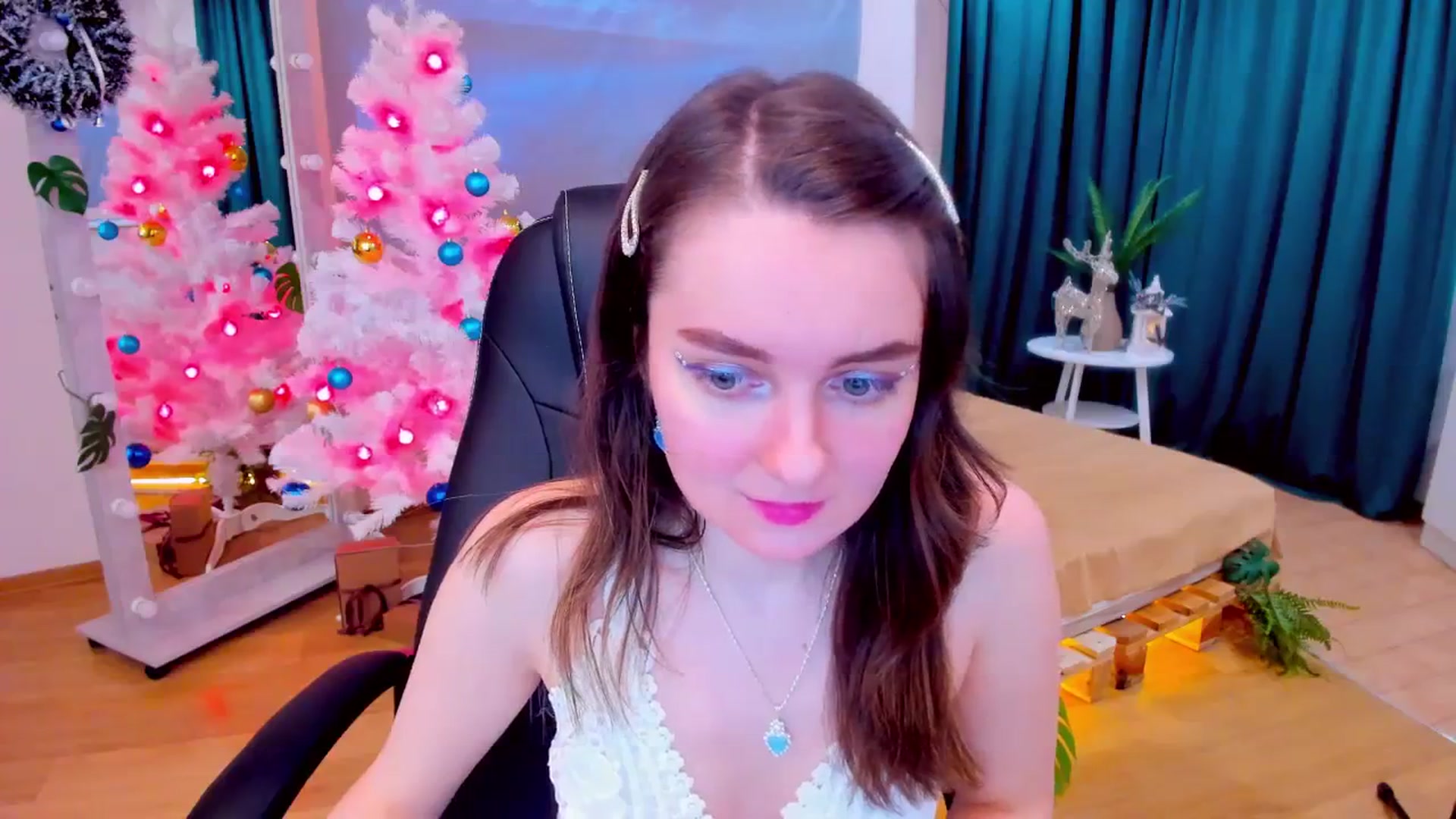 Gallery image thumbnail from Milim_Nava's myfreecams stream on, 12/25/2023, 09:09 image 2 of 20
