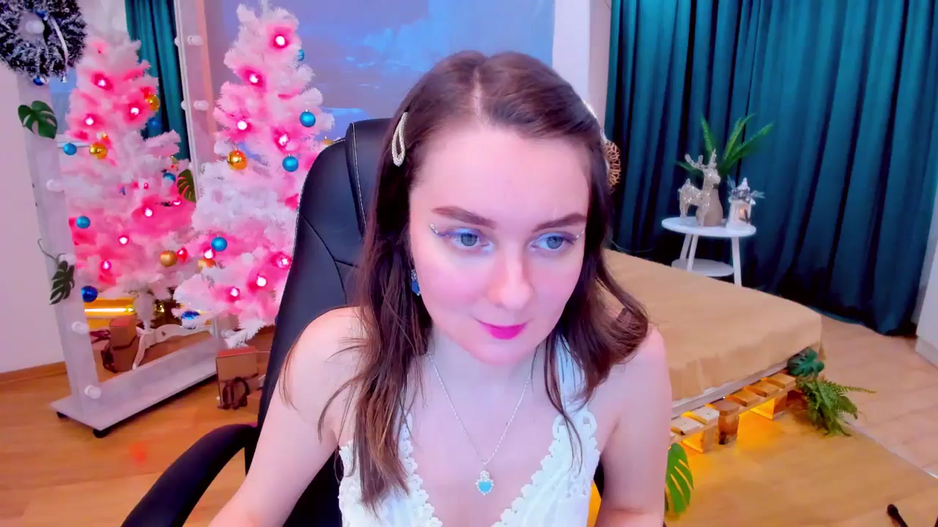 Gallery image thumbnail from Milim_Nava's myfreecams stream on, 12/25/2023, 09:09 image 11 of 20