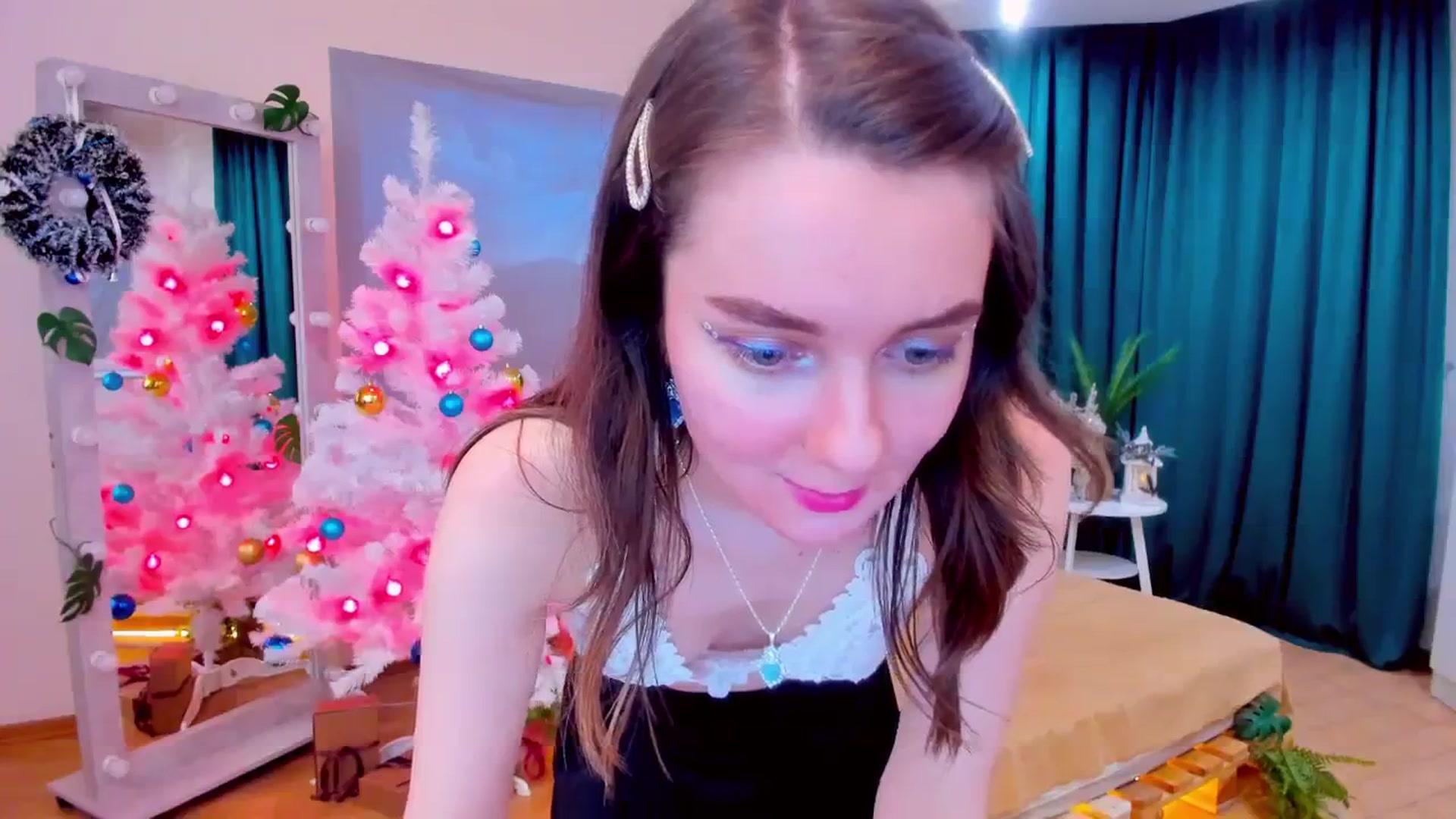Gallery image thumbnail from Milim_Nava's myfreecams stream on, 12/25/2023, 09:09 image 18 of 20