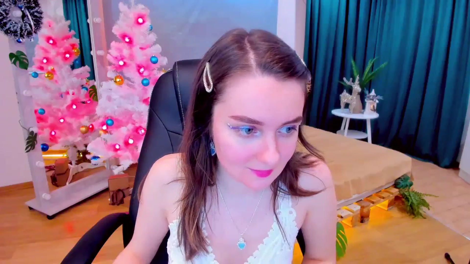 Gallery image thumbnail from Milim_Nava's myfreecams stream on, 12/25/2023, 09:09 image 14 of 20