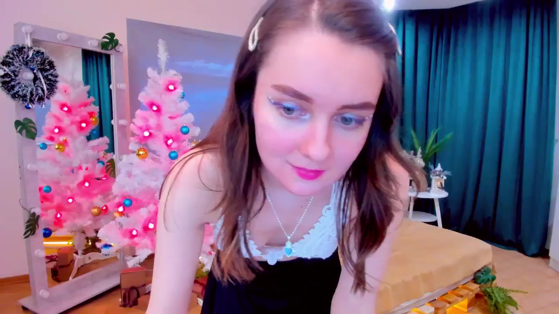 Gallery image thumbnail from Milim_Nava's myfreecams stream on, 12/25/2023, 09:09 image 19 of 20