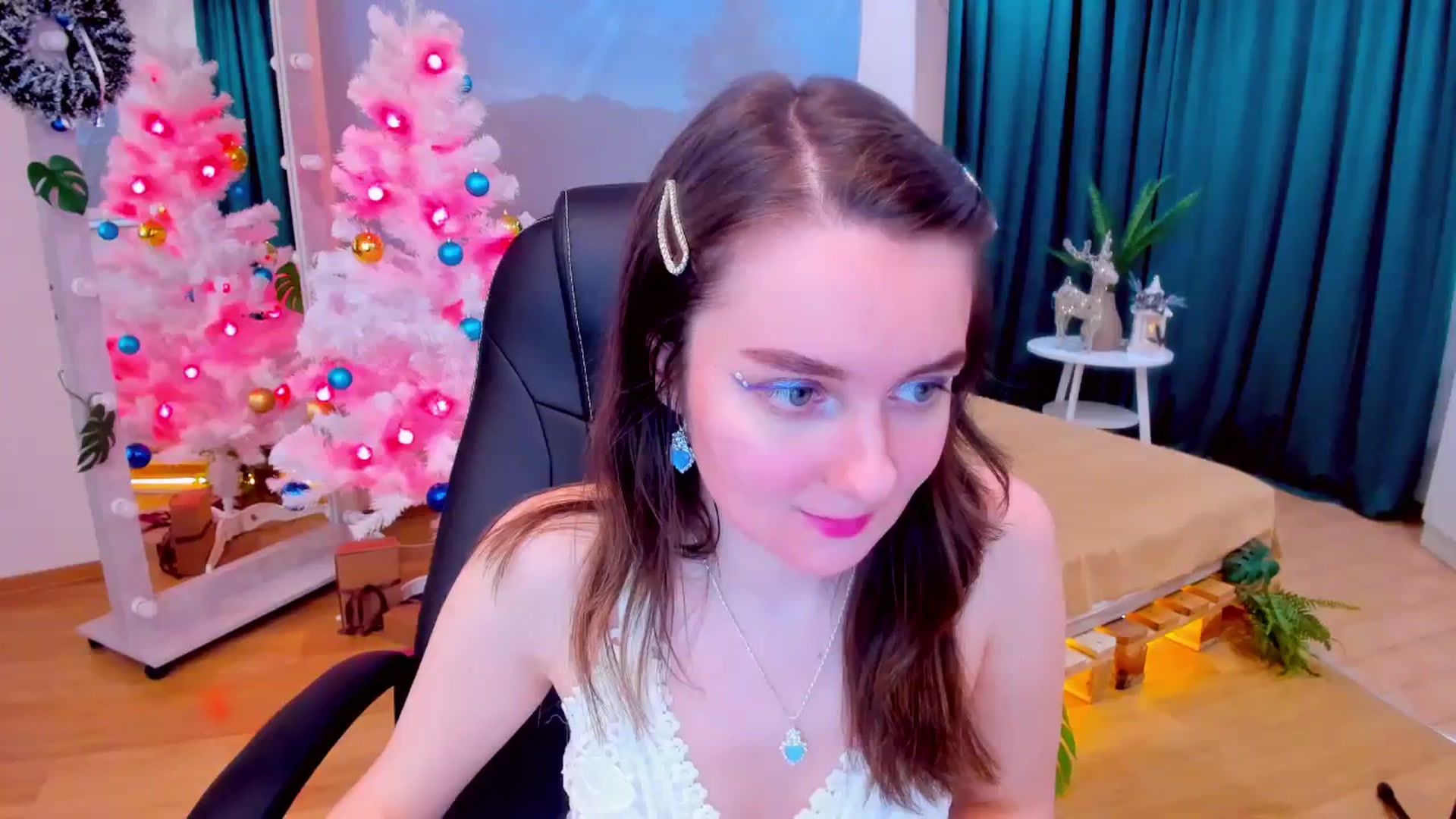 Gallery image thumbnail from Milim_Nava's myfreecams stream on, 12/25/2023, 09:09 image 1 of 20