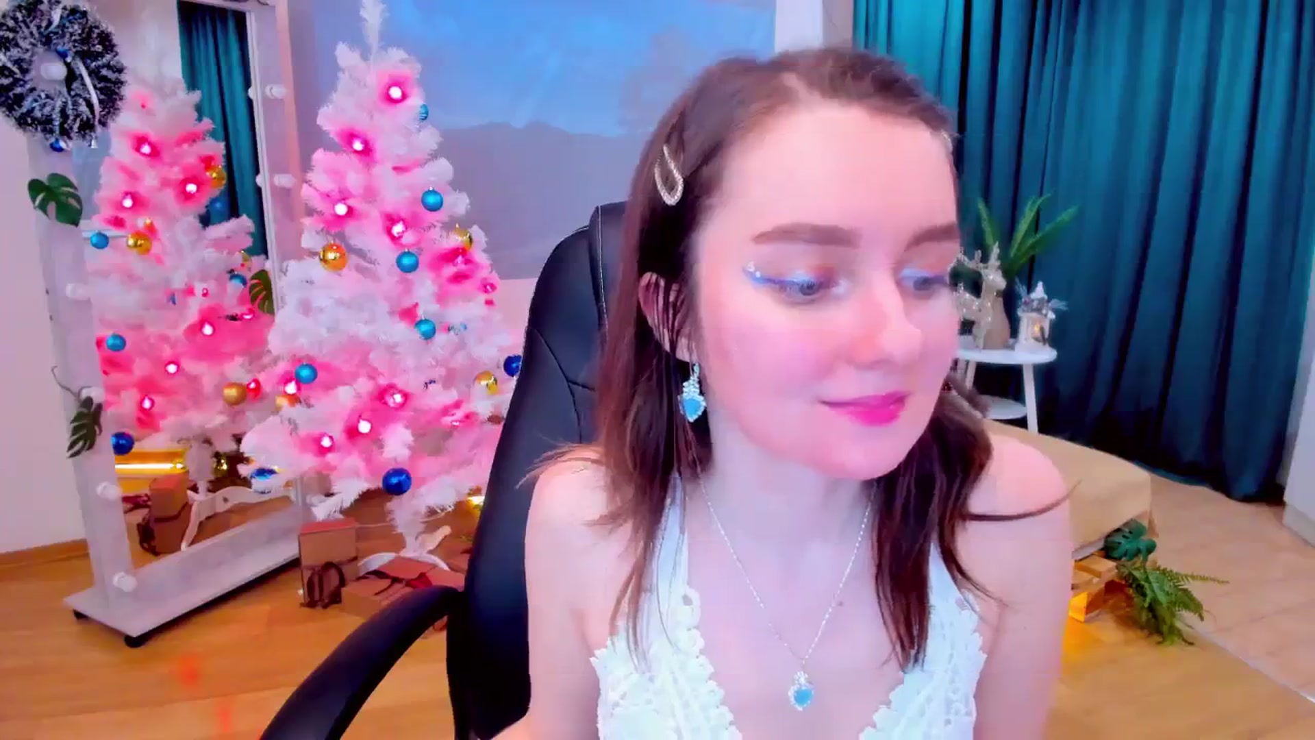 Gallery image thumbnail from Milim_Nava's myfreecams stream on, 12/25/2023, 09:50 image 11 of 20