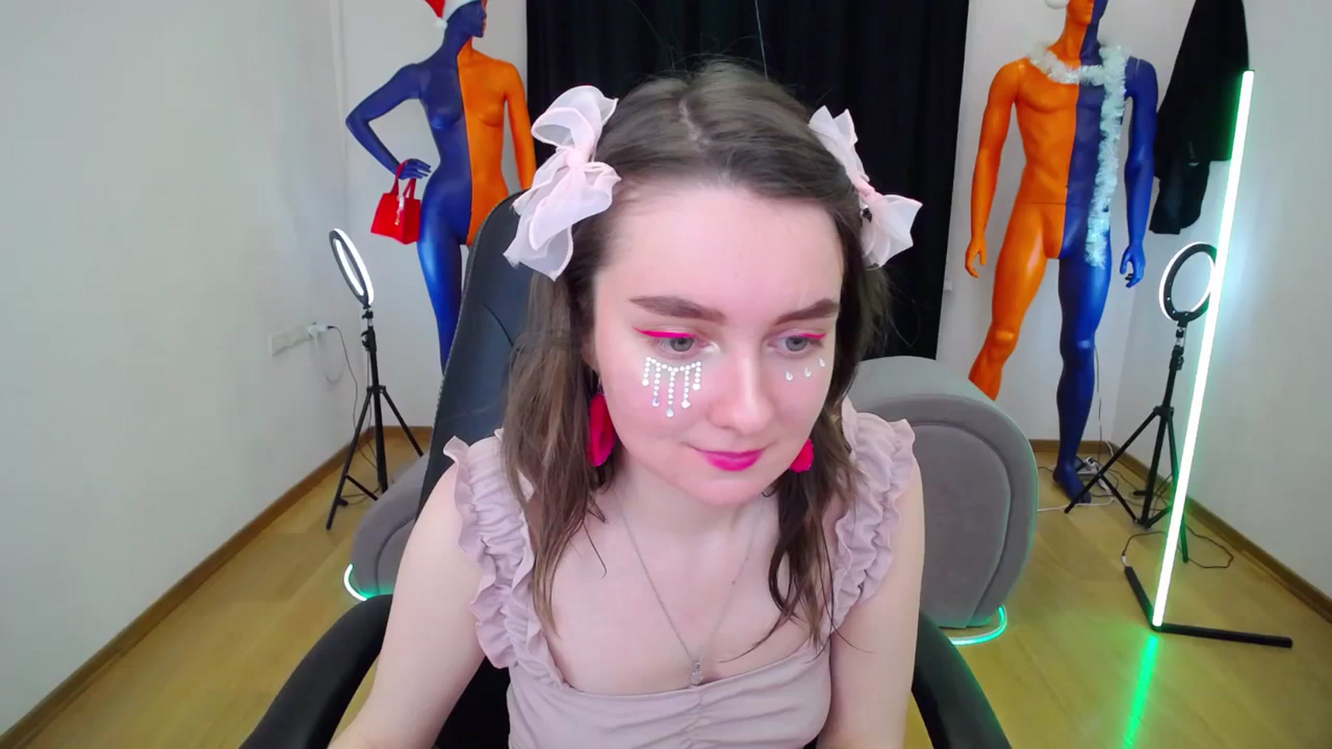 Gallery image thumbnail from Milim_Nava's myfreecams stream on, 12/26/2023, 07:12 image 6 of 20