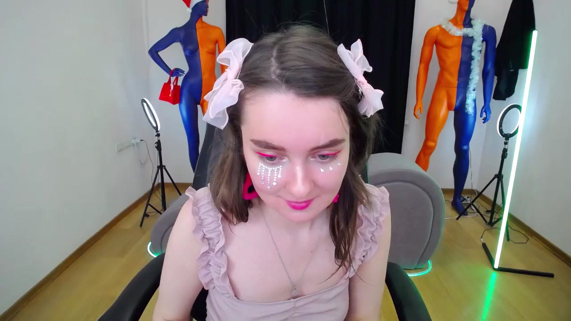 Gallery image thumbnail from Milim_Nava's myfreecams stream on, 12/26/2023, 07:12 image 4 of 20