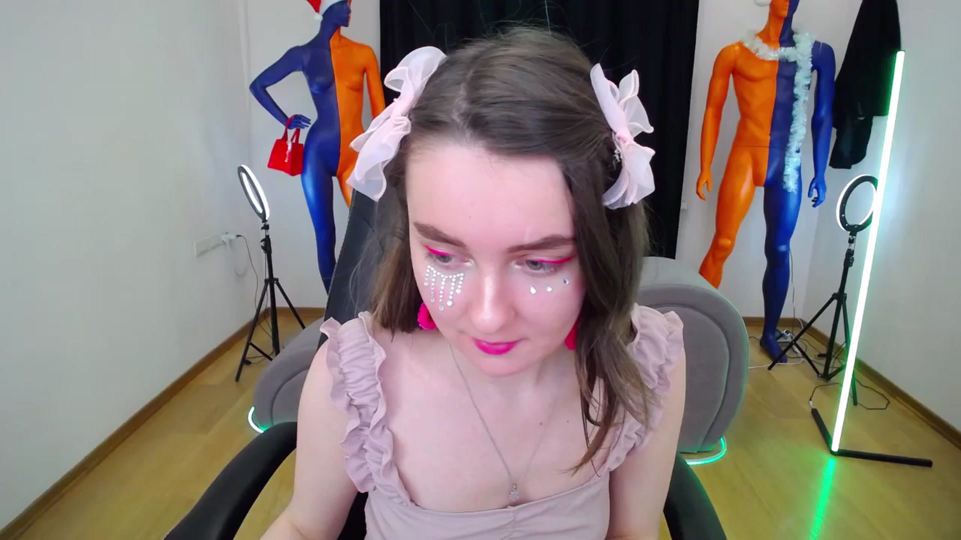 Gallery image thumbnail from Milim_Nava's myfreecams stream on, 12/26/2023, 07:12 image 1 of 20