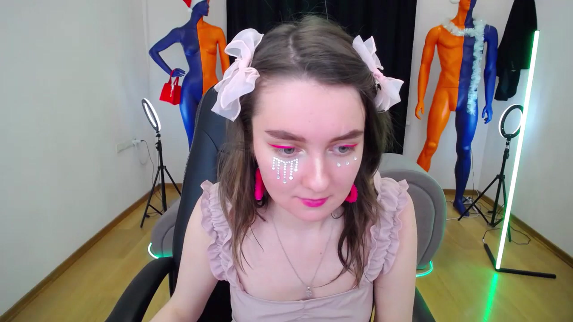 Gallery image thumbnail from Milim_Nava's myfreecams stream on, 12/26/2023, 07:12 image 8 of 20