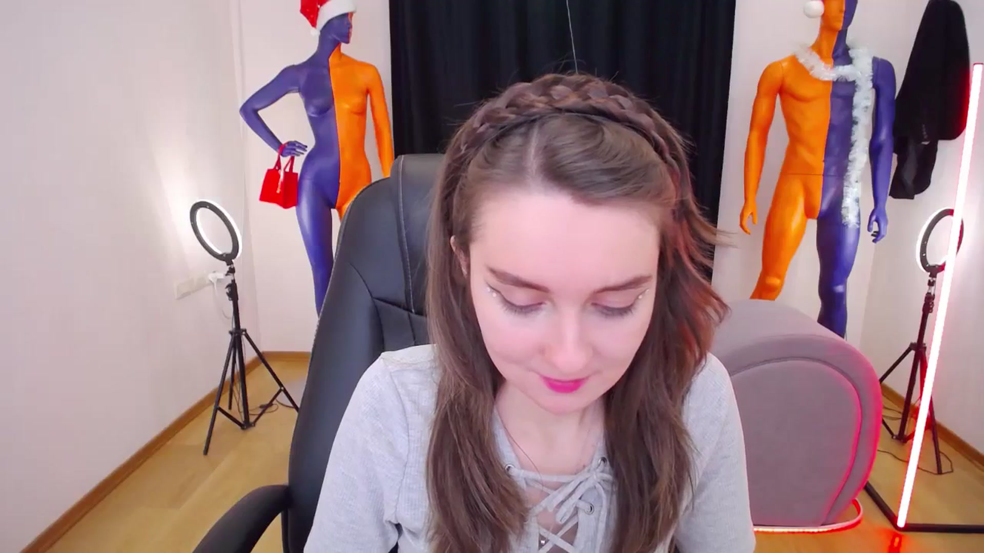 Gallery image thumbnail from Milim_Nava's myfreecams stream on, 12/27/2023, 10:43 image 18 of 20