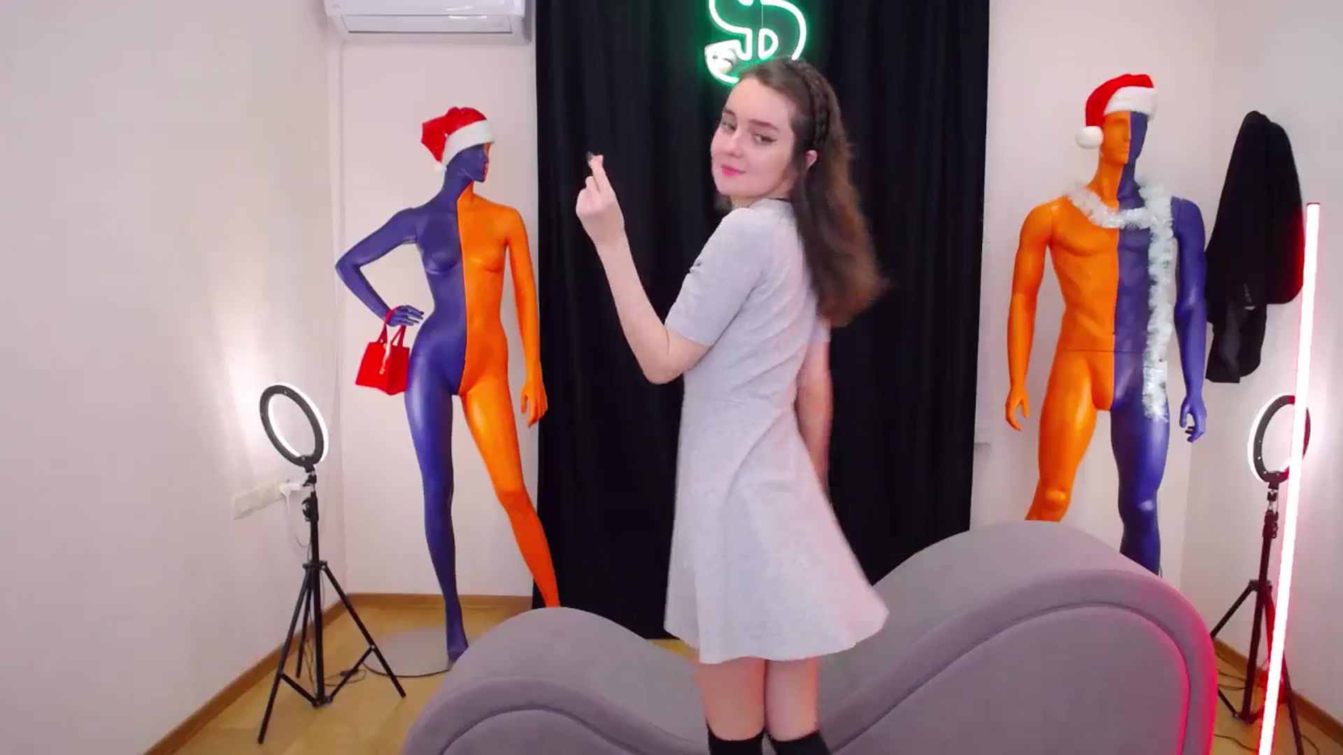 Gallery image thumbnail from Milim_Nava's myfreecams stream on, 12/27/2023, 10:43 image 7 of 20
