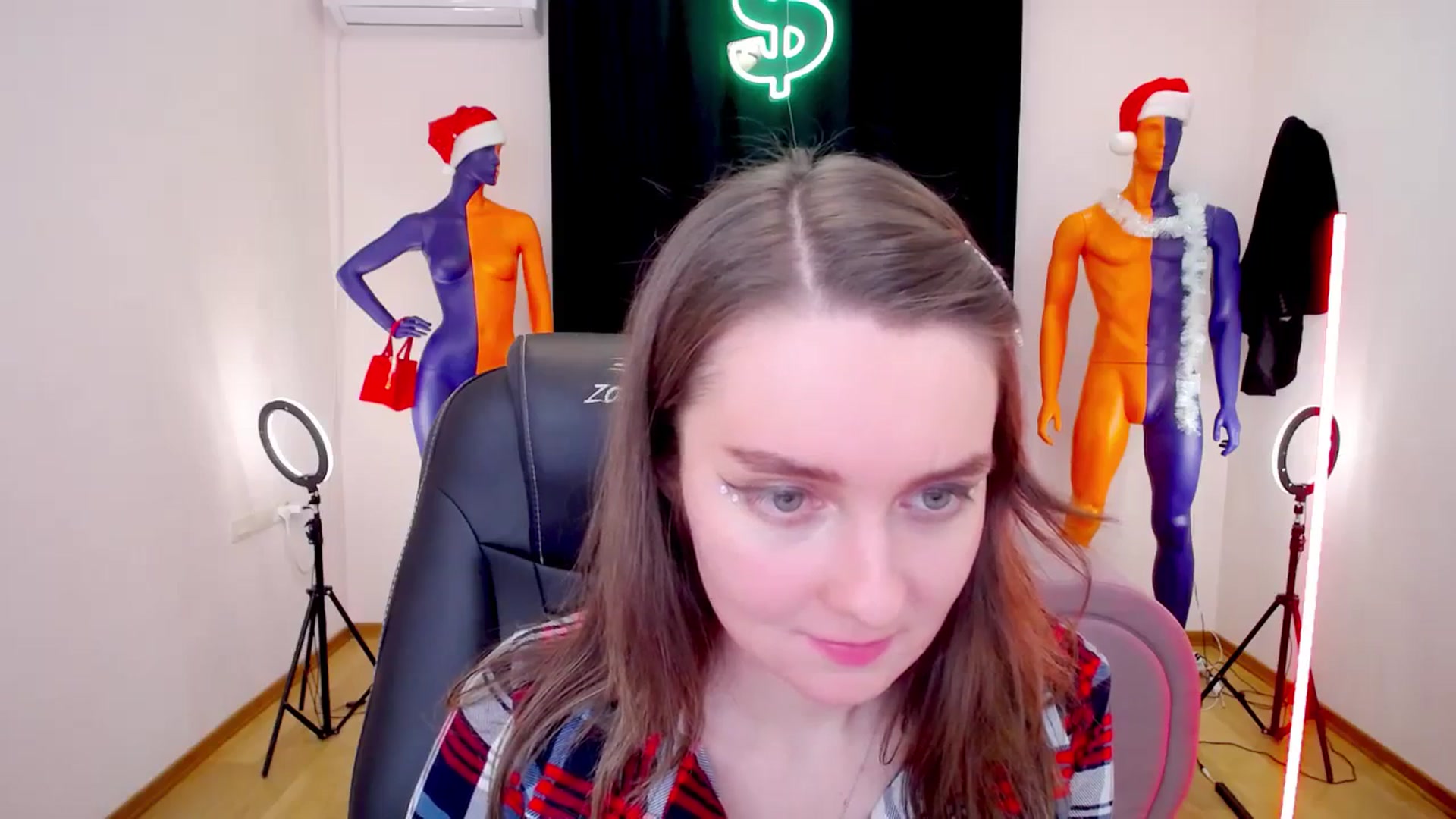 Gallery image thumbnail from Milim_Nava's myfreecams stream on, 12/27/2023, 16:47 image 12 of 20
