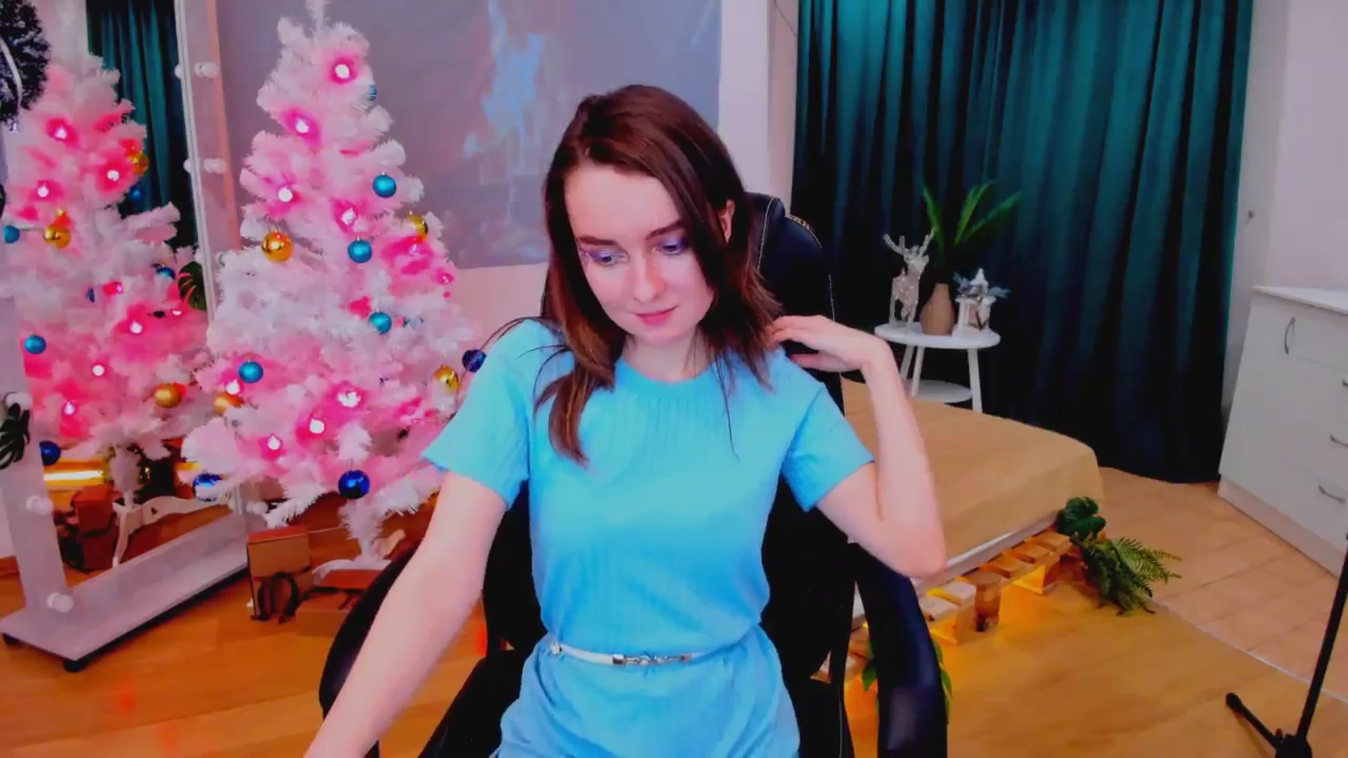 Gallery image thumbnail from Milim_Nava's myfreecams stream on, 12/28/2023, 12:40 image 15 of 20