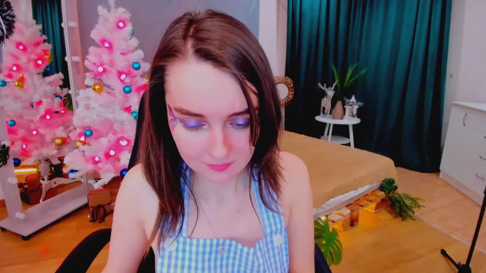 Gallery image thumbnail from Milim_Nava's myfreecams stream on, 12/28/2023, 16:48 image 8 of 20