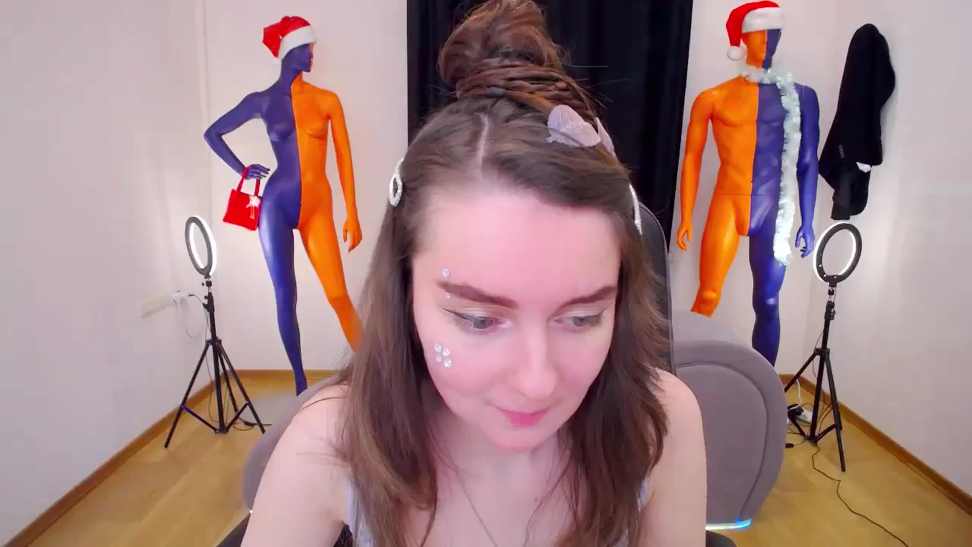 Gallery image thumbnail from Milim_Nava's myfreecams stream on, 12/29/2023, 17:44 image 7 of 20