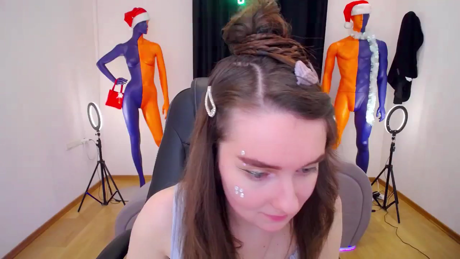 Gallery image thumbnail from Milim_Nava's myfreecams stream on, 12/29/2023, 17:44 image 17 of 20