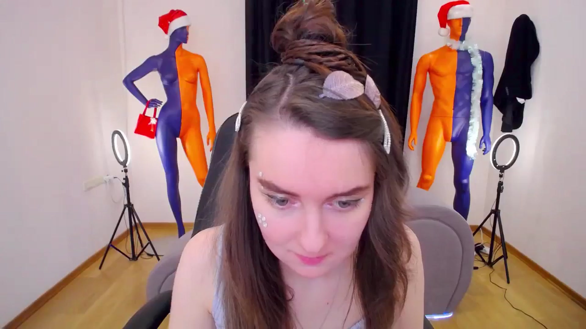 Gallery image thumbnail from Milim_Nava's myfreecams stream on, 12/29/2023, 17:44 image 14 of 20