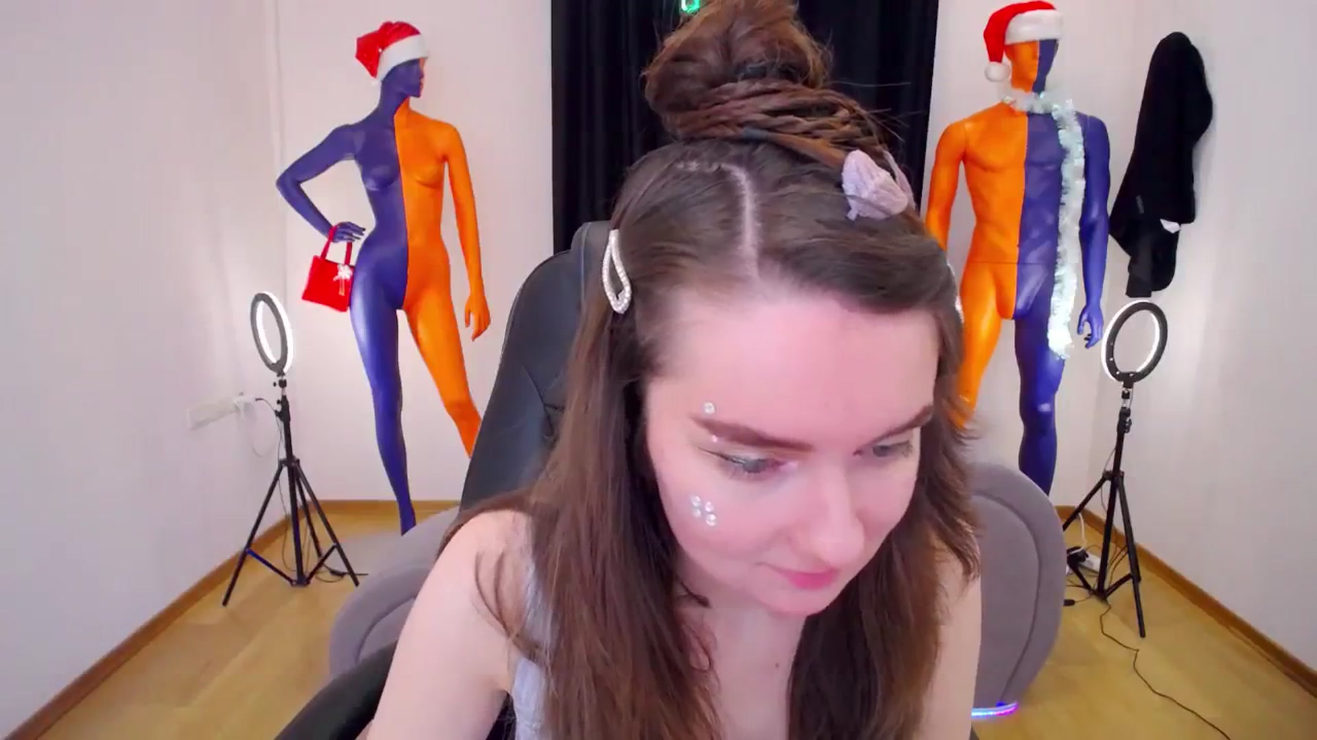 Gallery image thumbnail from Milim_Nava's myfreecams stream on, 12/29/2023, 17:44 image 10 of 20