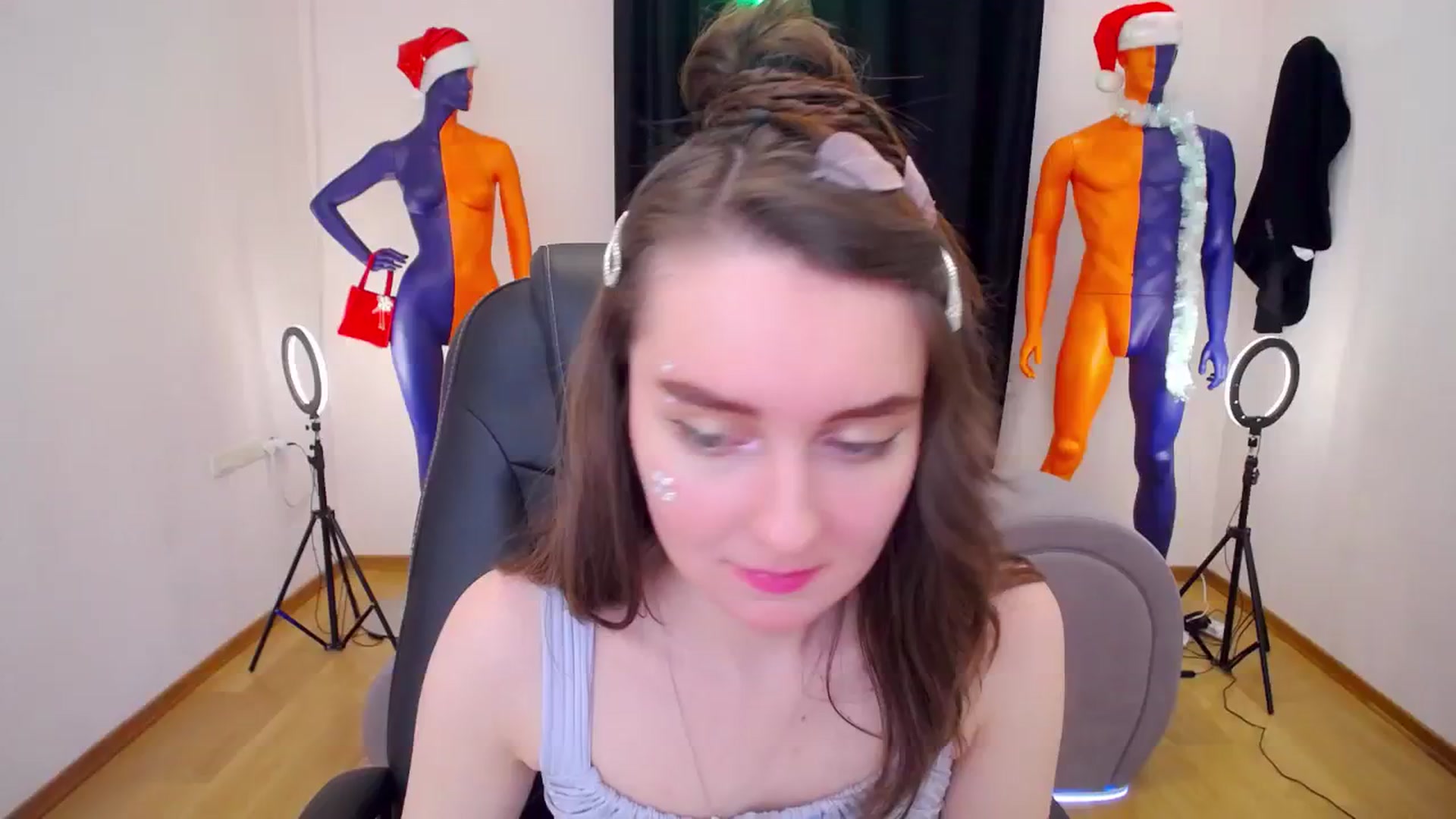 Gallery image thumbnail from Milim_Nava's myfreecams stream on, 12/29/2023, 19:28 image 17 of 20