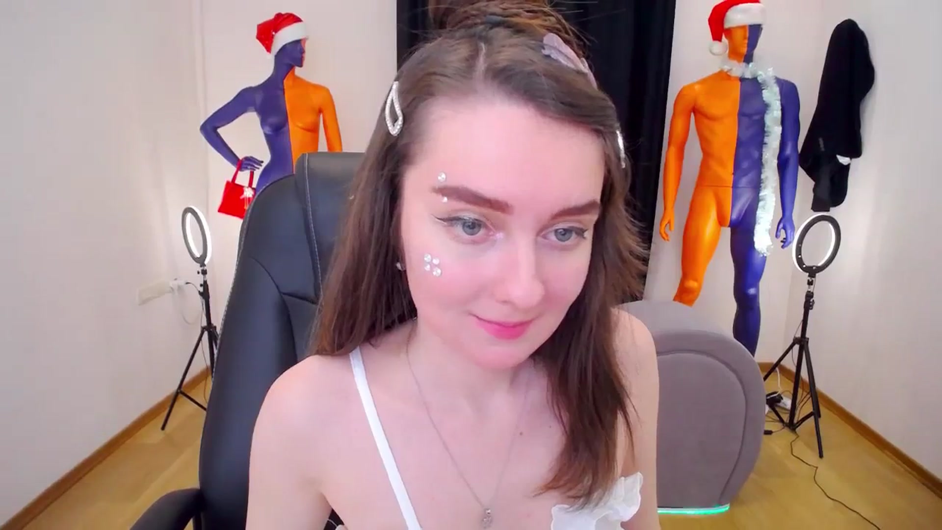 Gallery image thumbnail from Milim_Nava's myfreecams stream on, 12/29/2023, 20:42 image 7 of 20
