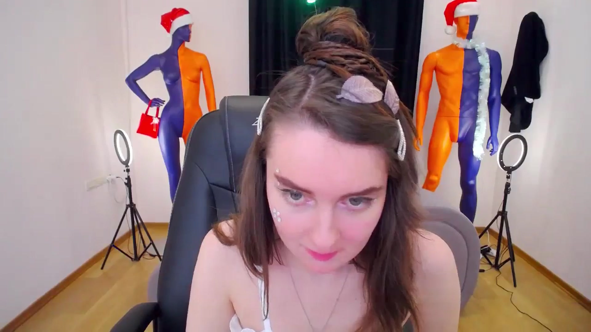 Gallery image thumbnail from Milim_Nava's myfreecams stream on, 12/29/2023, 20:42 image 8 of 20