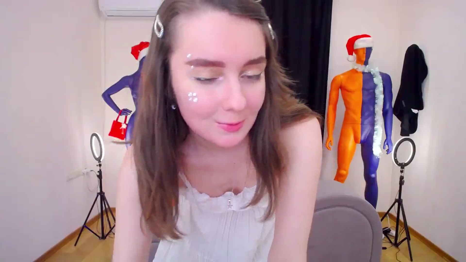 Gallery image thumbnail from Milim_Nava's myfreecams stream on, 12/29/2023, 20:42 image 5 of 20