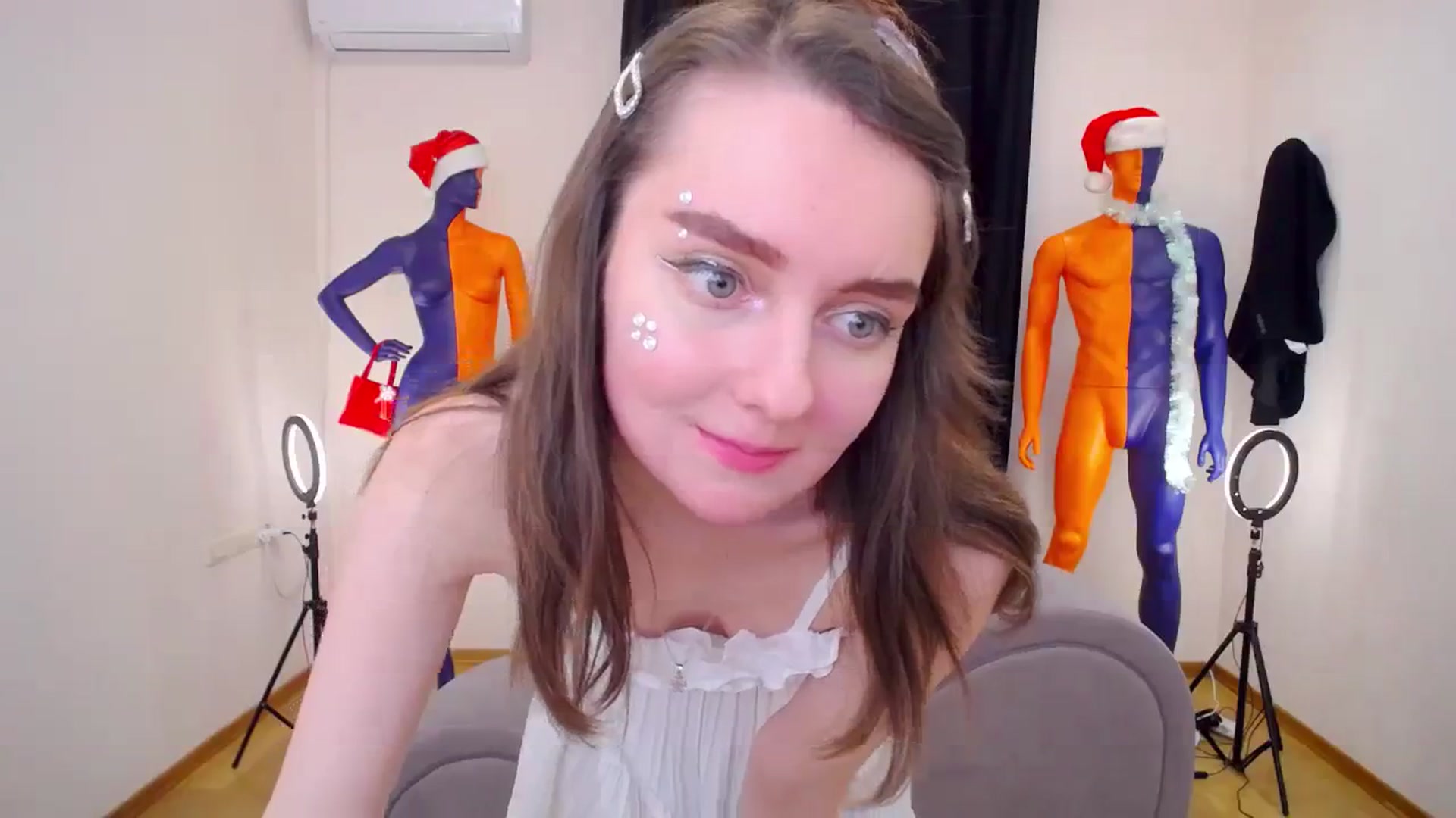 Gallery image thumbnail from Milim_Nava's myfreecams stream on, 12/29/2023, 20:42 image 2 of 20