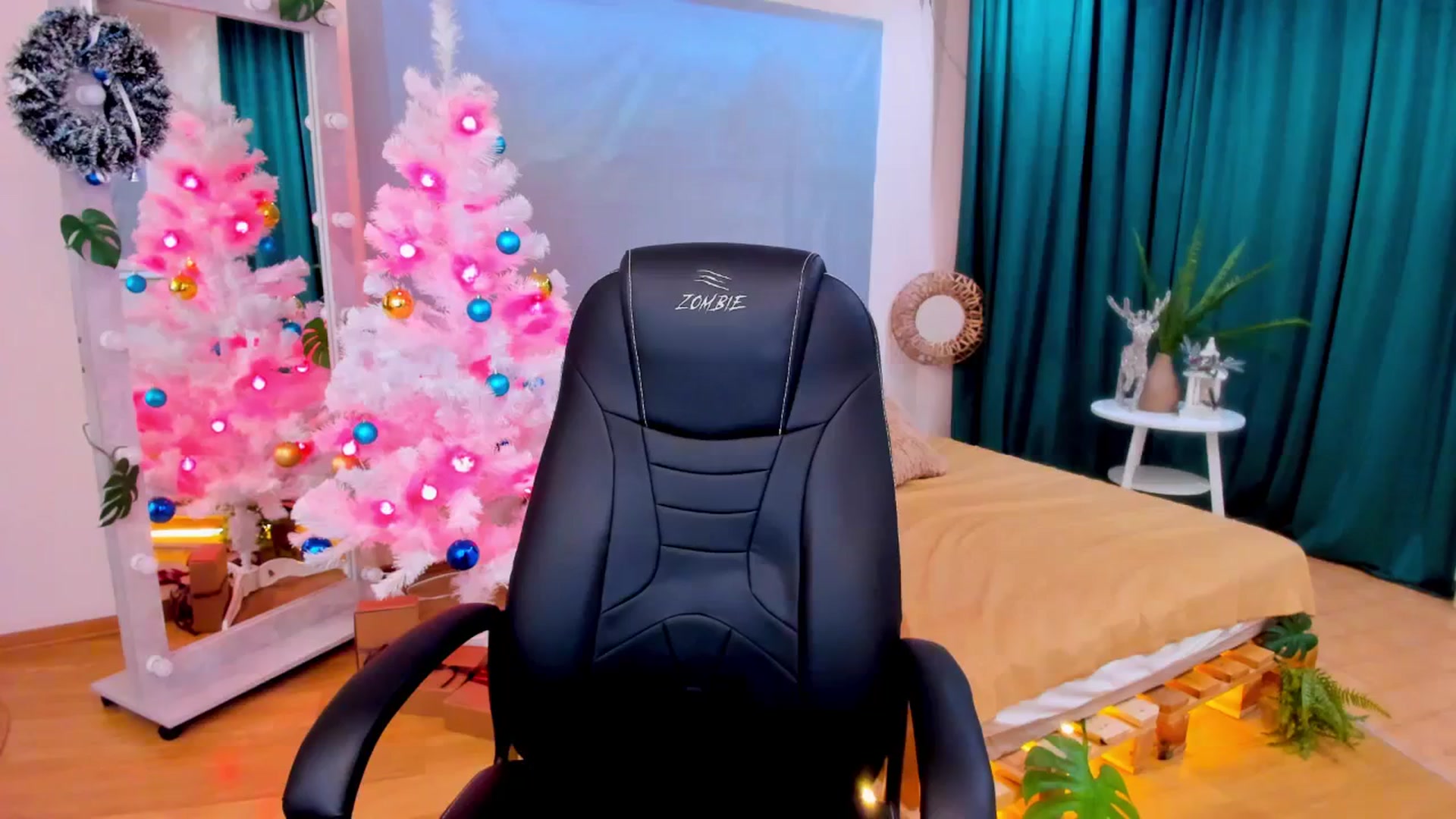 Gallery image thumbnail from Milim_Nava's myfreecams stream on, 12/30/2023, 18:02 image 11 of 20