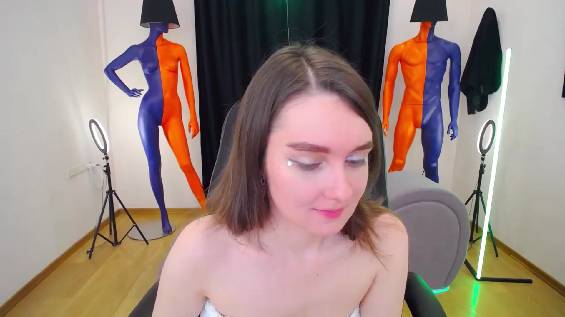 Gallery image thumbnail from Milim_Nava's myfreecams stream on, 01/16/2024, 09:27 image 6 of 20