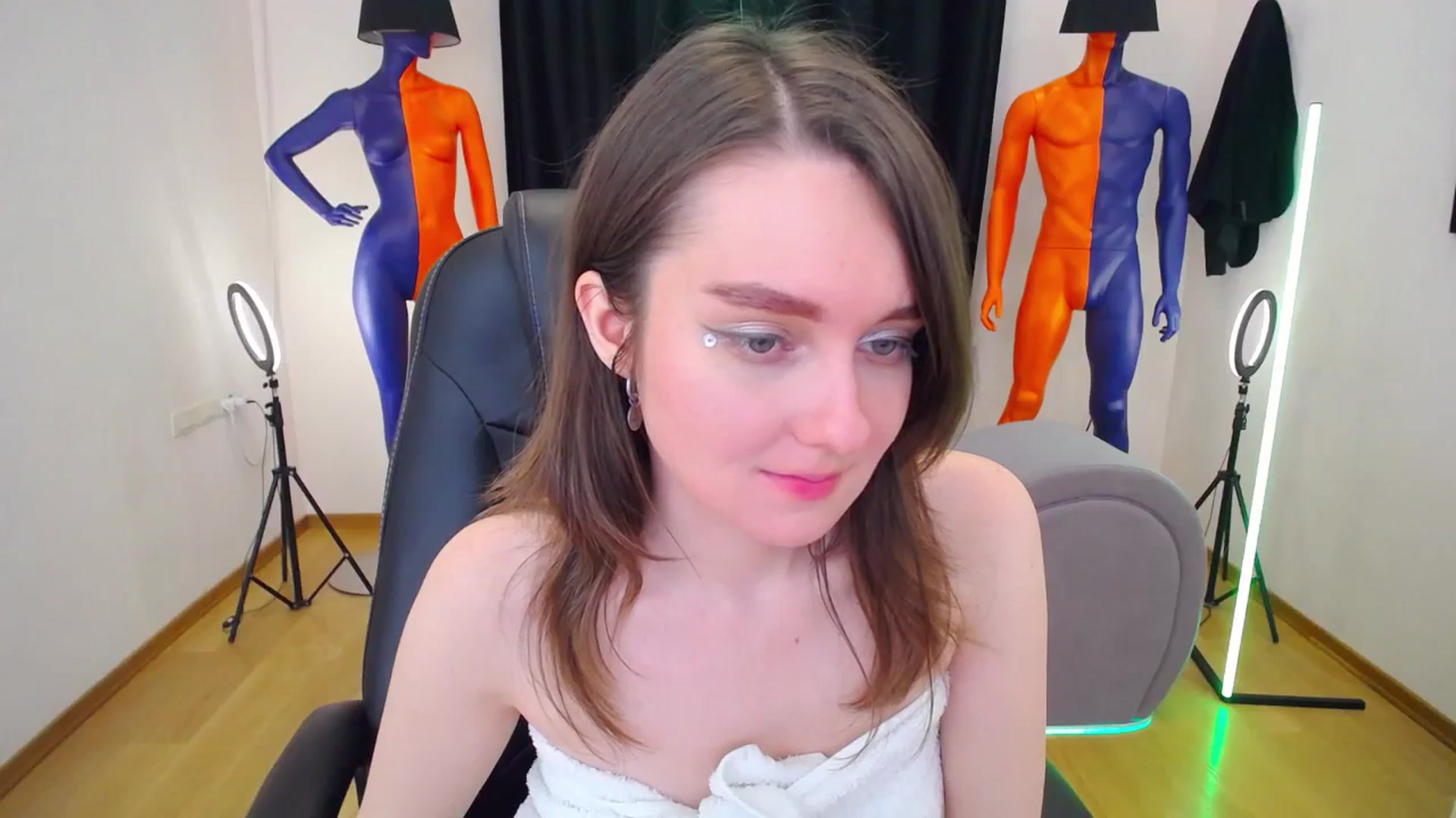 Gallery image thumbnail from Milim_Nava's myfreecams stream on, 01/16/2024, 09:27 image 12 of 20