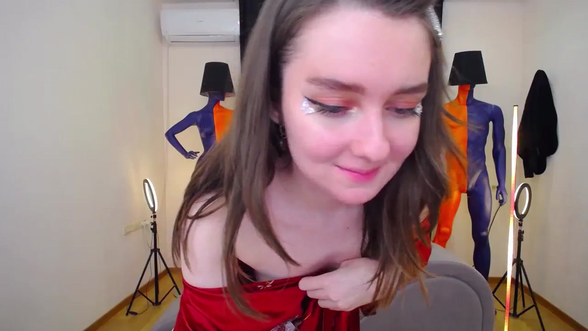 Gallery image thumbnail from Milim_Nava's myfreecams stream on, 01/18/2024, 16:53 image 14 of 20