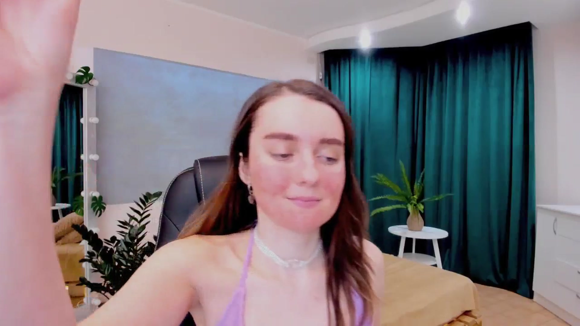 Gallery image thumbnail from Milim_Nava's myfreecams stream on, 01/25/2024, 02:02 image 10 of 20
