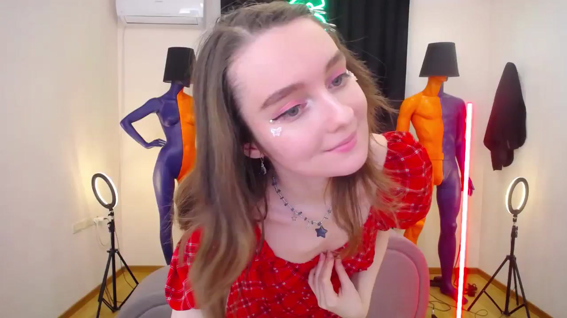 Gallery image thumbnail from Milim_Nava's myfreecams stream on, 02/07/2024, 12:24 image 2 of 20