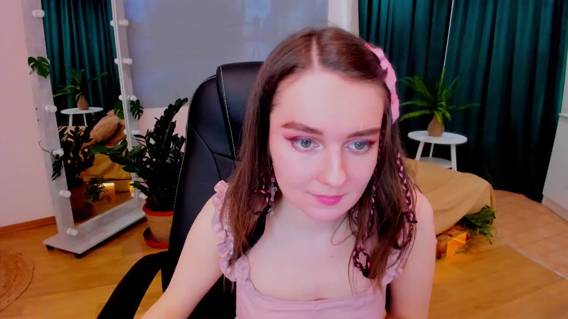 Gallery image thumbnail from Milim_Nava's myfreecams stream on, 02/26/2024, 12:36 image 6 of 20
