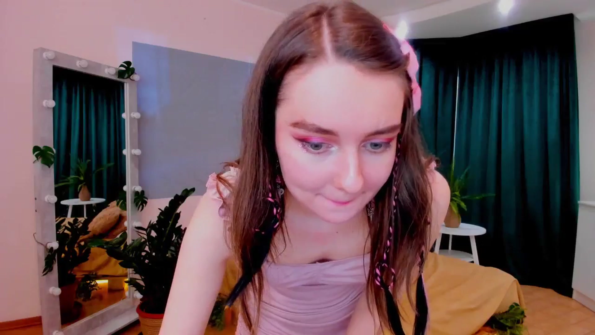 Gallery image thumbnail from Milim_Nava's myfreecams stream on, 02/26/2024, 12:36 image 12 of 20